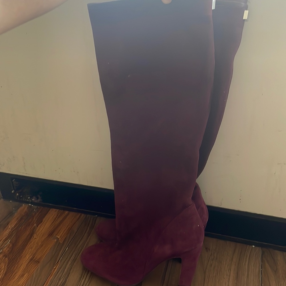 Wine Calf Length Stuart Weitzman Heel Boots size 7